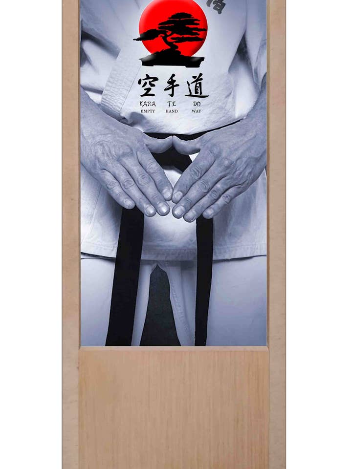 Lampe de table en bois karaté pour la vente par DB GROUP SRL