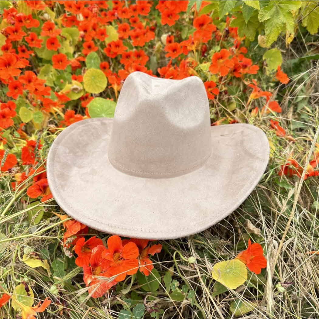 Queens INC – wholesale Cowboy Hat – Women’s – Best seller !!  Fashion Vegan suede Cowboy hat 3