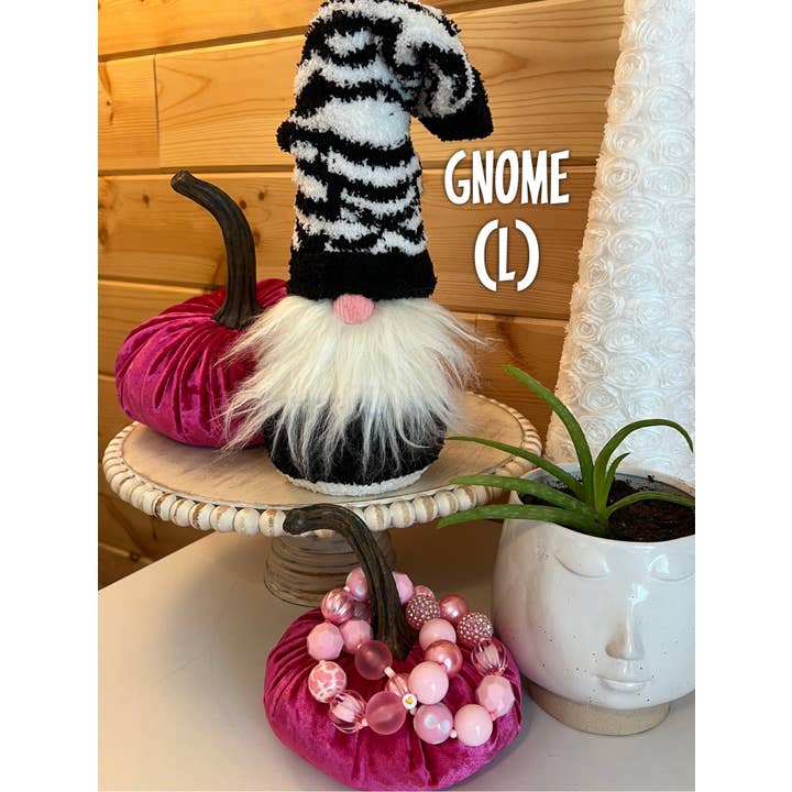 Leanne Bruce Co. - Wholesale Decorative Tabletop Object - Handmade GNOMES from Holiday to Spring to Fall Decor Gnomes6