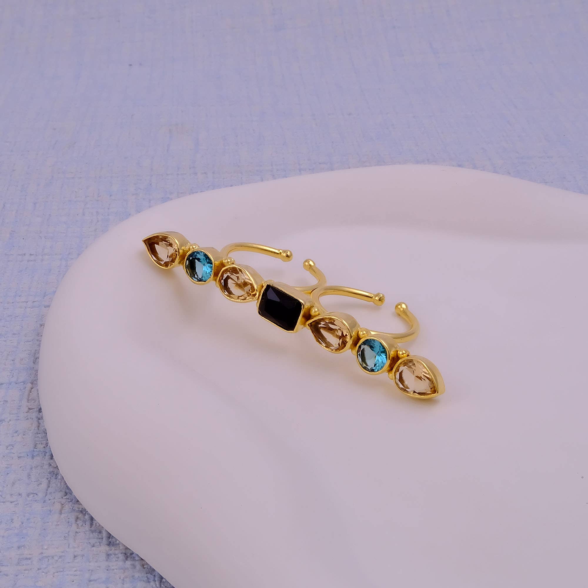 El Joyero - Vente Bague avec plusieurs pierres - Bagues artisanales à triple pierre en onyx noir, morganite et topaze bleue1