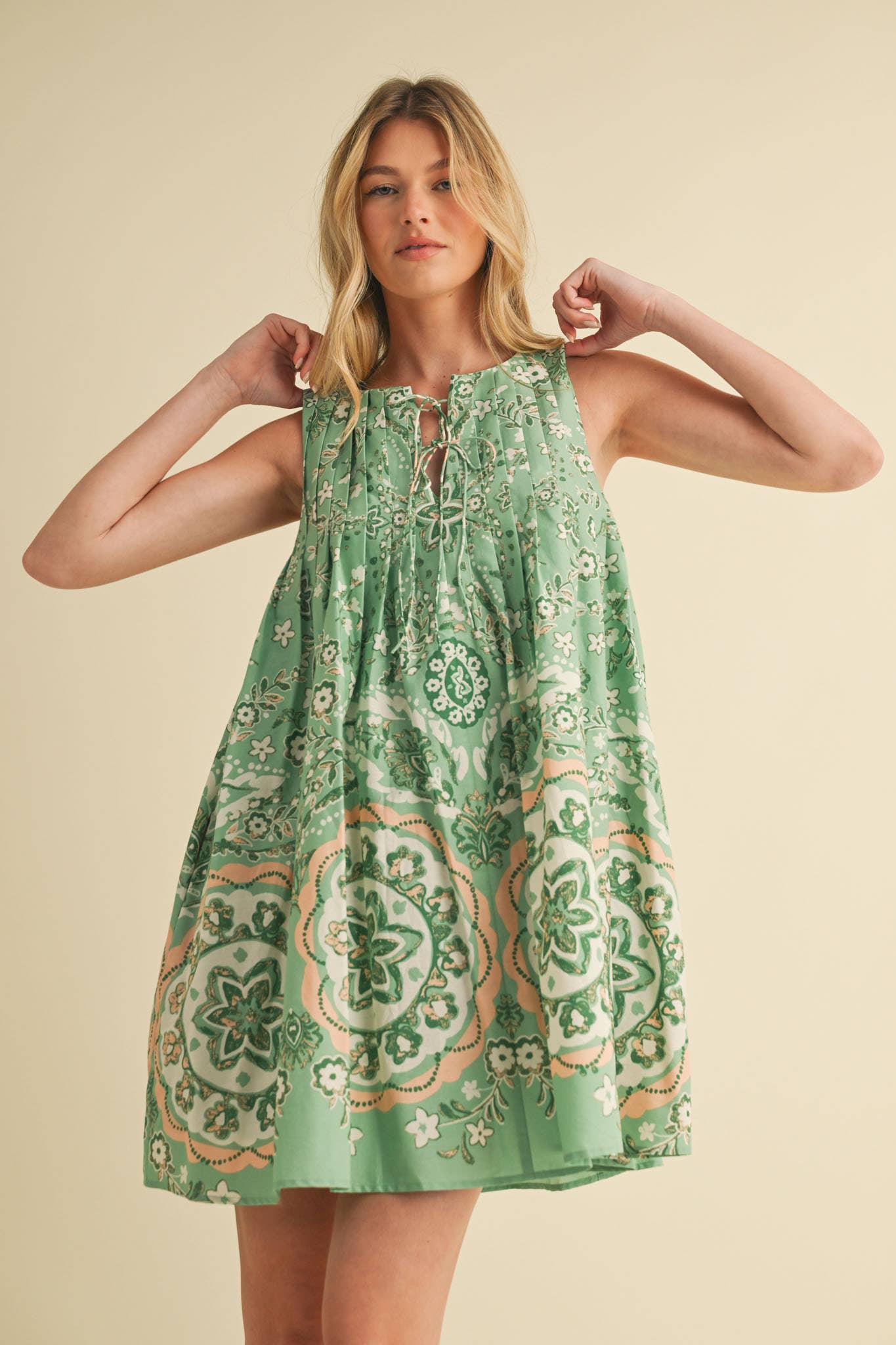 &MERCI - Wholesale Dress - Women's - EXCLUSIVE PRINT MINI DRESS WITH PLEATING MDR408617