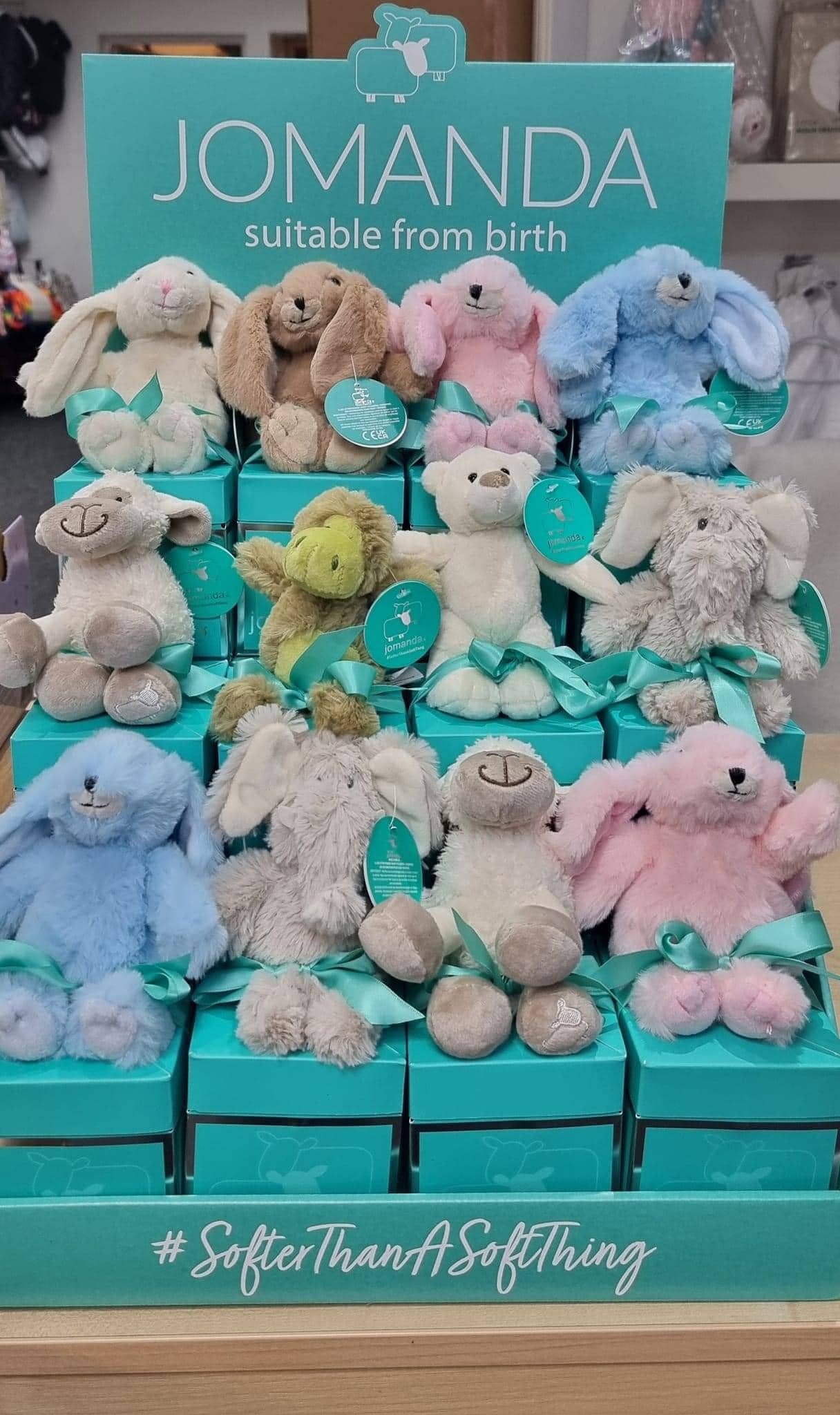 Jomanda Soft Toys & Accessories - Vente Peluche – enfant et bébé - Présentoir de comptoir Mini Mix Peluche douce x36 Lot GRATUIT CDU4