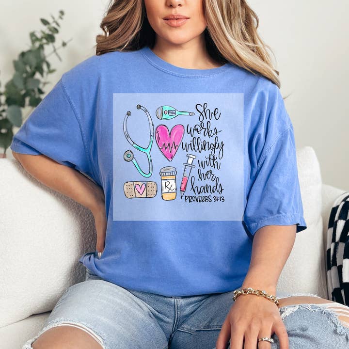 Hun arbejder villigt med sine hænder Sygeplejerske DTF OVERFØRSEL for engroshandel hos Faith Forward Transfers