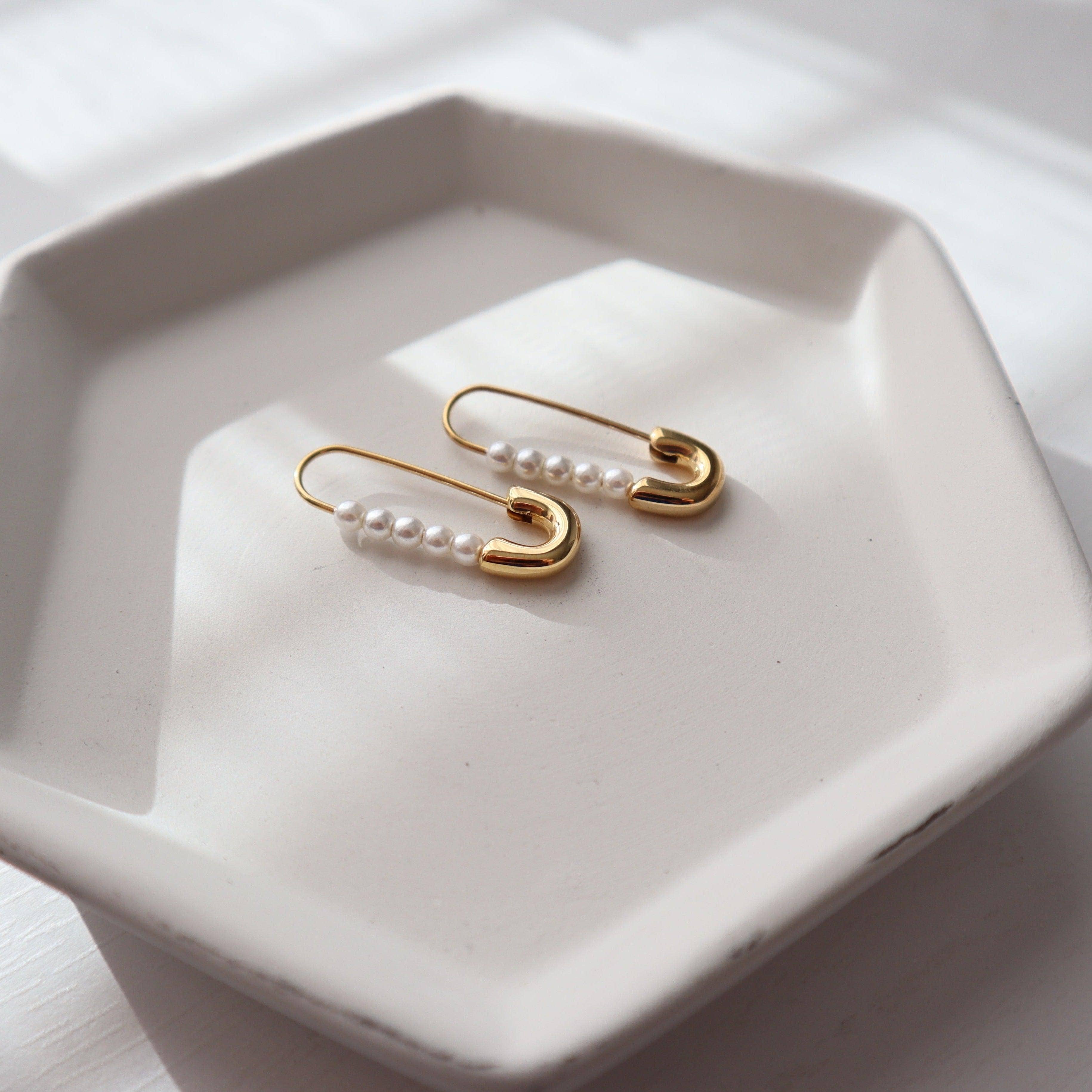 JESSA Jewelry - Wholesale Dangle Earrings - Safety Pin Earrings2