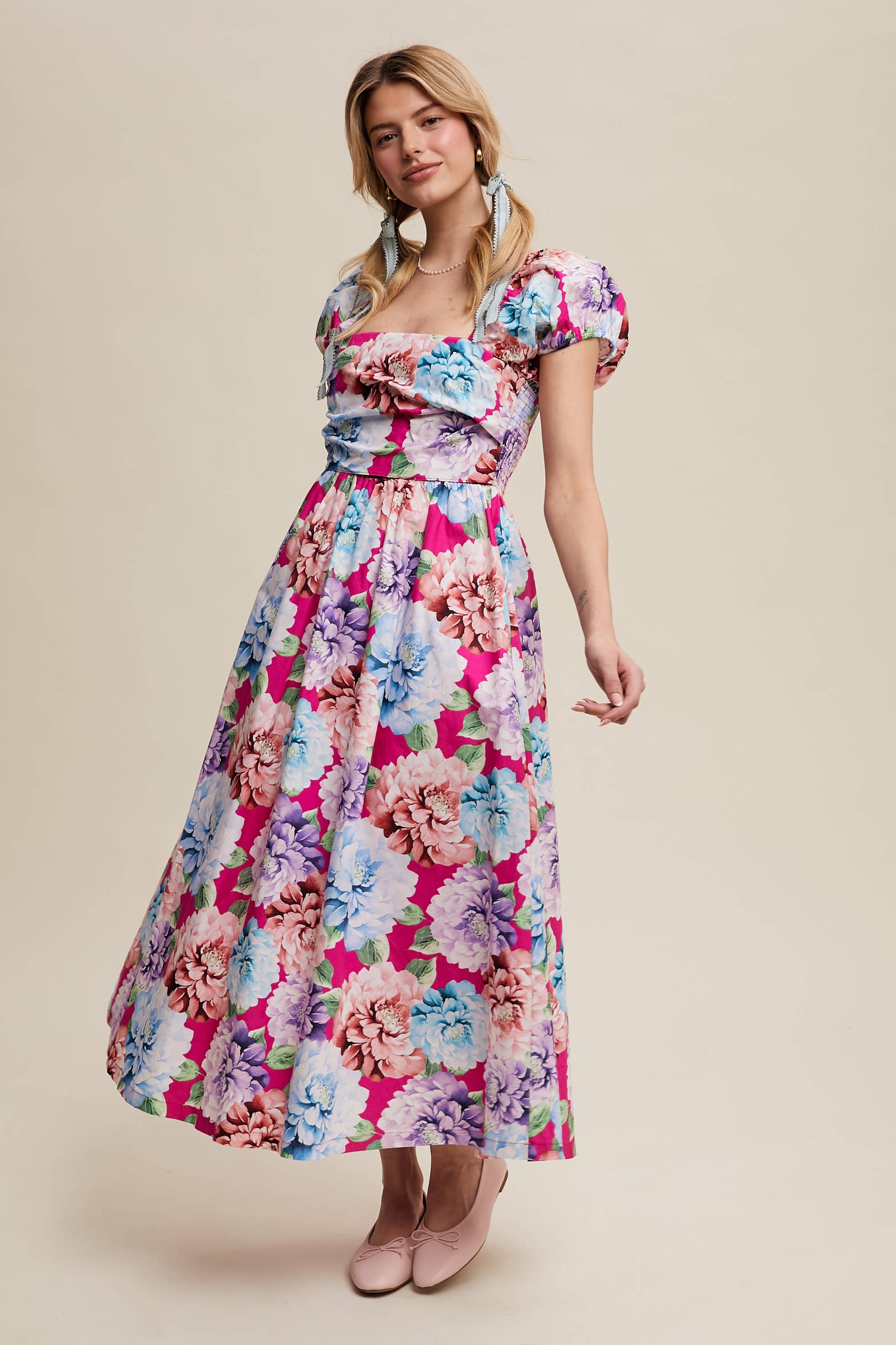 Listicle - Vendita all'ingrosso Vestito - Donna - Abito romantico a fiori con maniche a sbuffo3