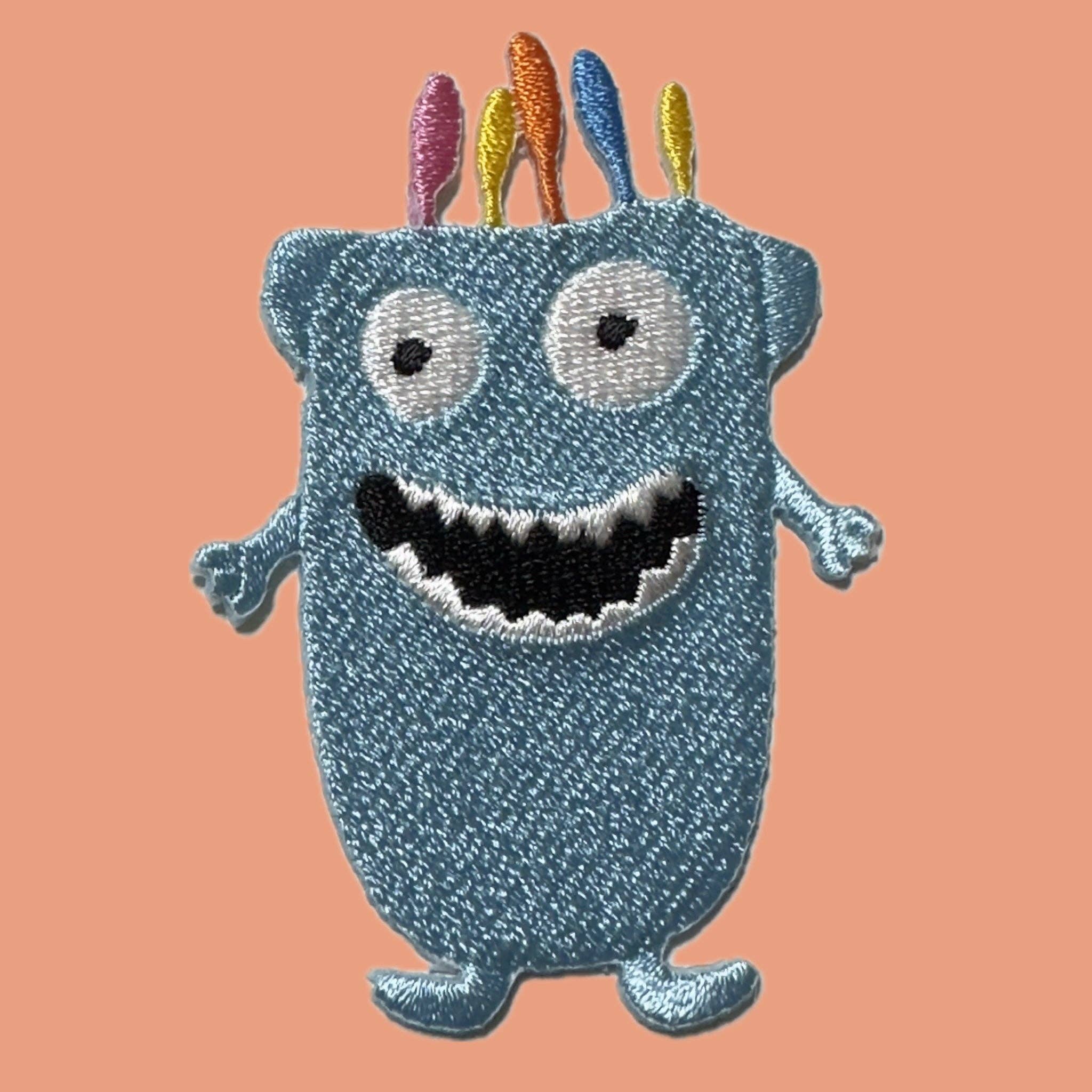 Dotori Dotori - Vente Broches - PIN - Monstre - Peigne Arc-en-ciel1