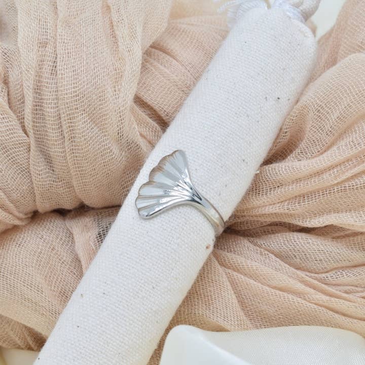 Kapyco - Wholesale Band/Stacked Ring - Ginkgo leaf ring in stainless steel - BG3102714