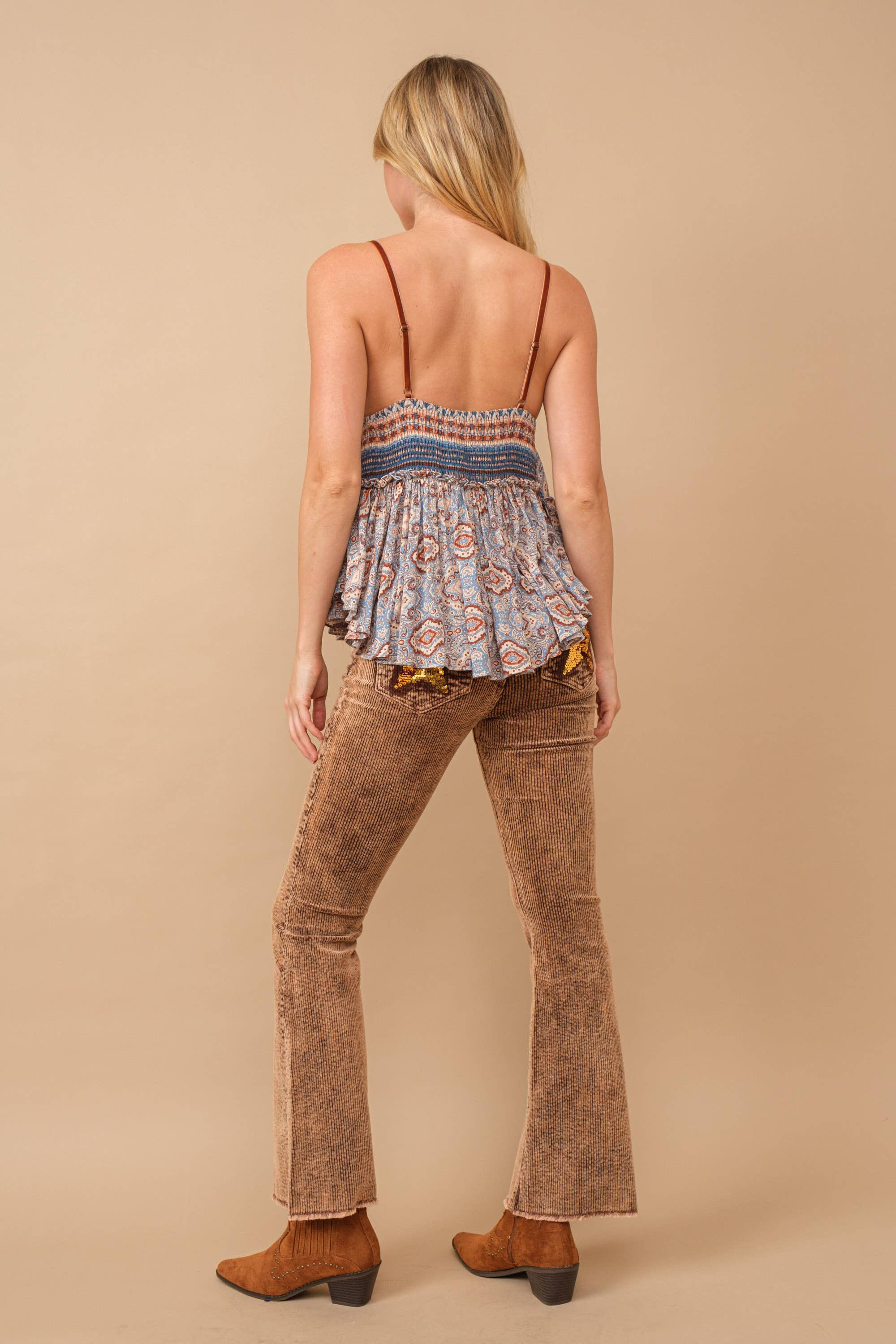 Blue B - Vendita all'ingrosso Canotta - Donna - 34417T - Canotta in velluto con stampa etnica in rayon increspato11