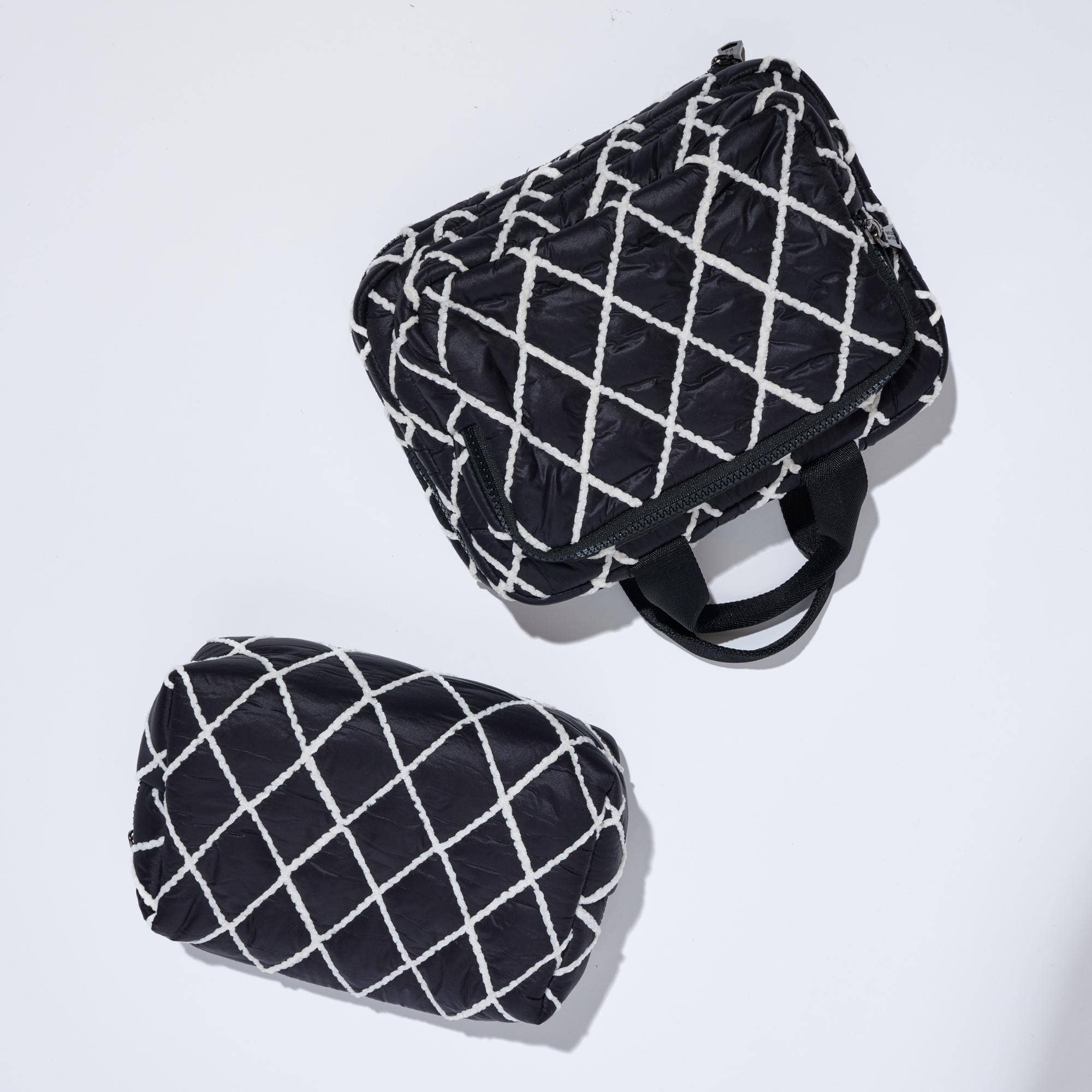 Urban Expressions - Vente Trousses de maquillage/cosmétique - Pochette de maquillage et de voyage Zinnia2