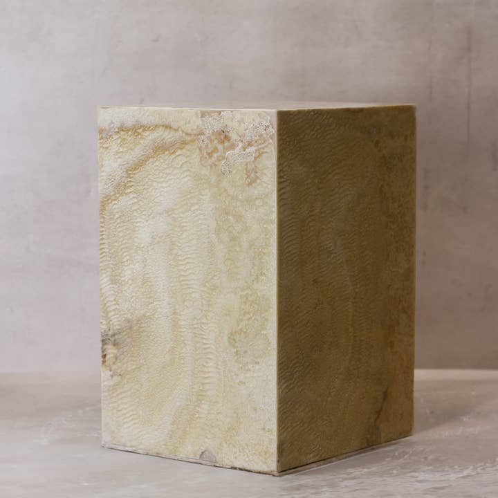 Botanical Boys - Wholesale Side Table - Onyx Side Table Pedestal - Hollow - No 144