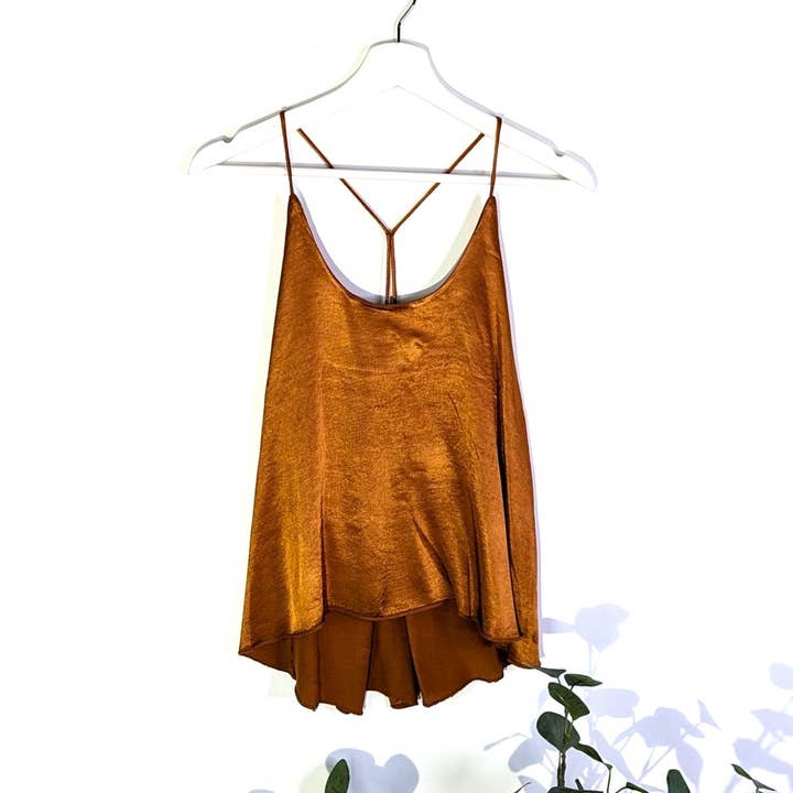 Tempest Designs – wholesale Camisole – Women′s – Satin feel viscose spaghetti strap back cami top (S)1