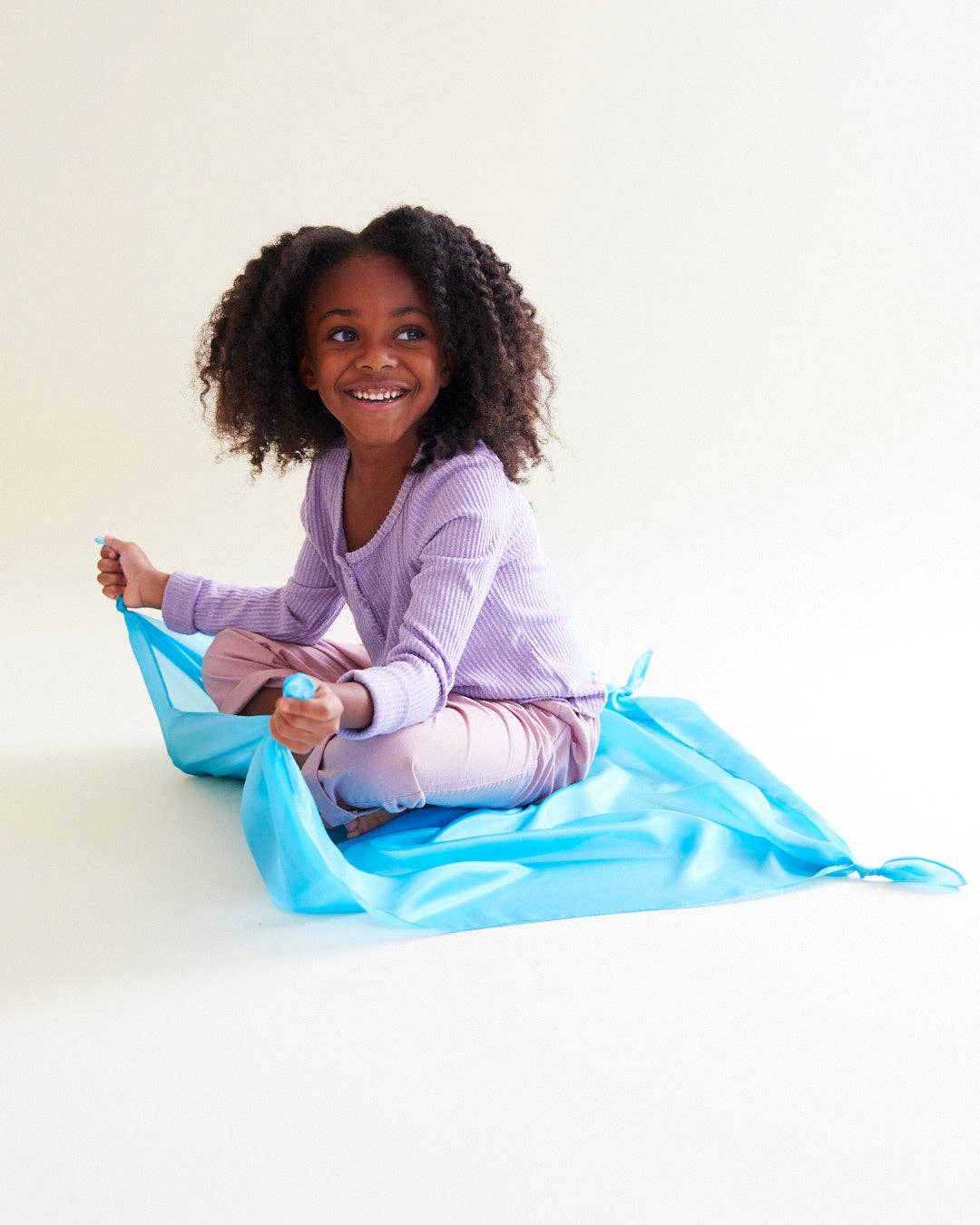 Sarah’s Silks - Wholesale Toy Set - Kids - Solid Color Playsilks10