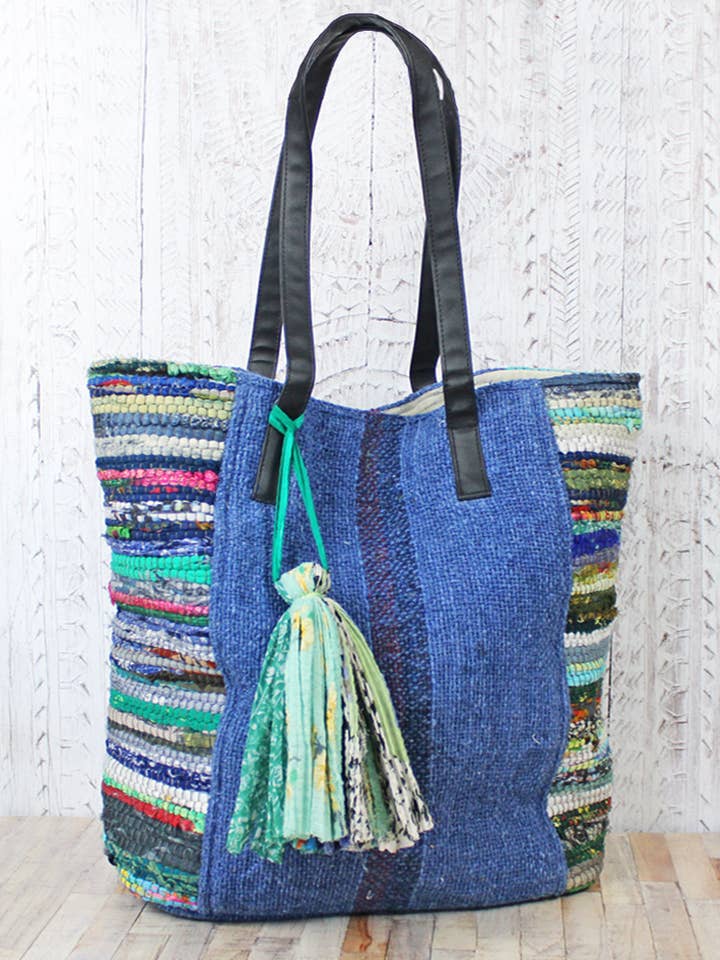 UD1300B UPCYCLED SARI FABRIC TOTE for wholesale by Suzie Blue