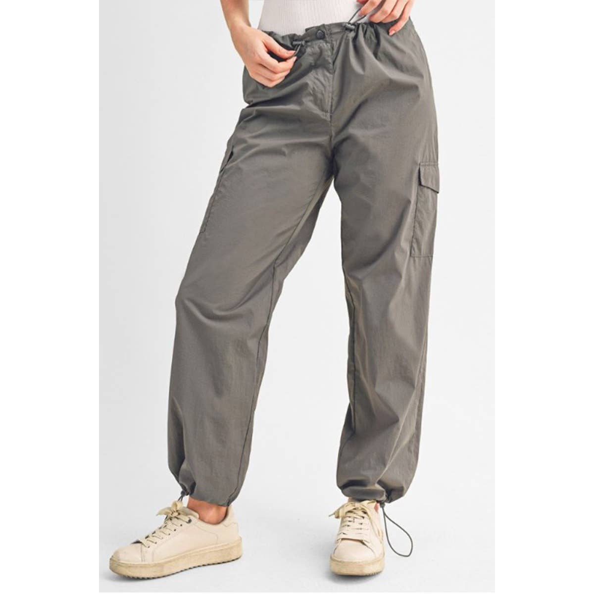 Timeless – wholesale Pants – Women's – NYLON WIDE LEG PARACHUTE PANTS3