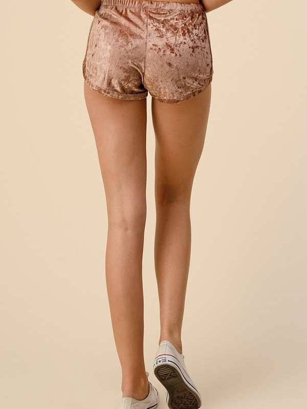 Heart & Hips - Wholesale Korte broeken - Dames - VP30698A - STRETCH VERPLETTERDE FLUWEELEN SHORTS4