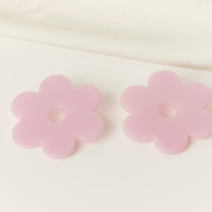 Stora lila acetat Daisy Örhängen för wholesale av Cities in Dust Jewelry