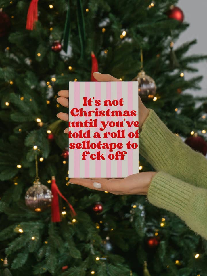 Det er ikke jul, før du har bedt en rulle tape om at skride ad helvede til julekort. for engroshandel hos Dottie Wombat