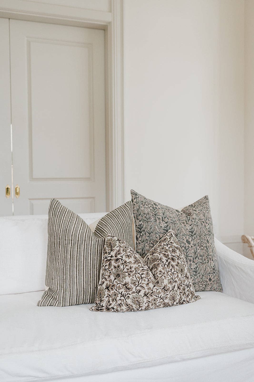 RuffledThread - Wholesale Throw Pillow Cover - Ibilola - Indian Hand Block Linen Pillow Cover6