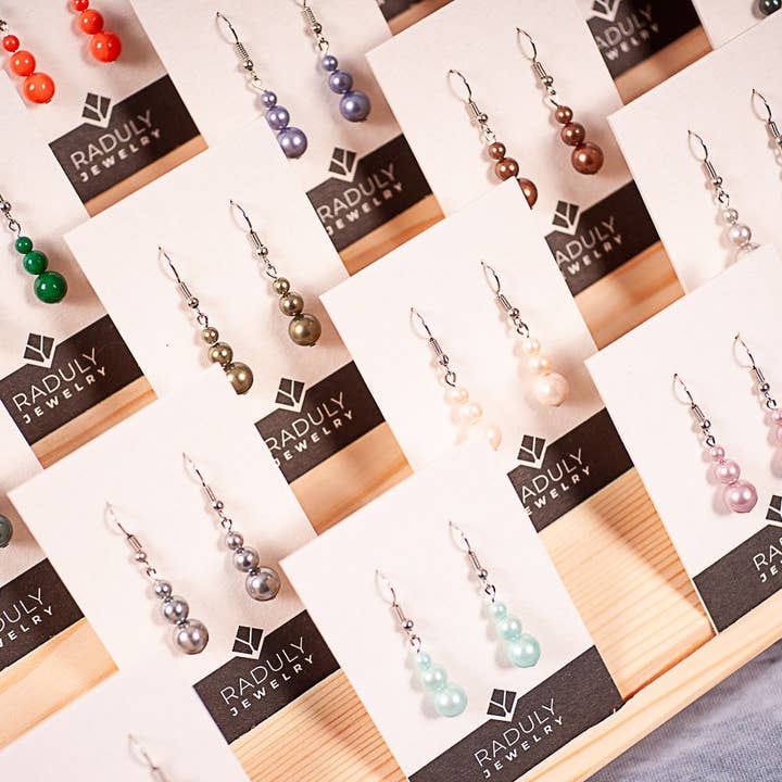 RADULY - Wholesale Jewelry Set - wooden display earrings shell pearl