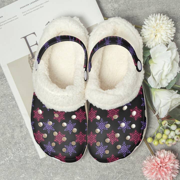 Weihnachts-Clogs mit Schneefellfutter für den Großhandel von TFC&H Co.