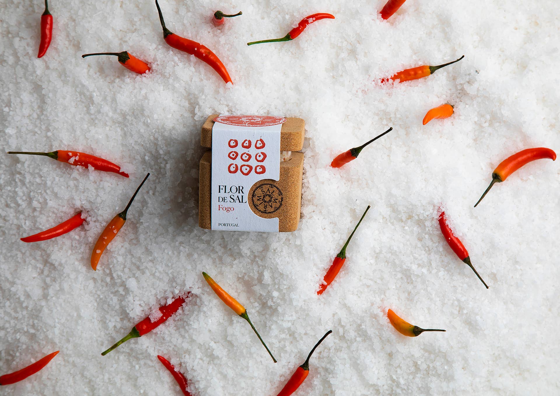 Salmarim - Wholesale Salt - Fogo sea salt with chili peppers1