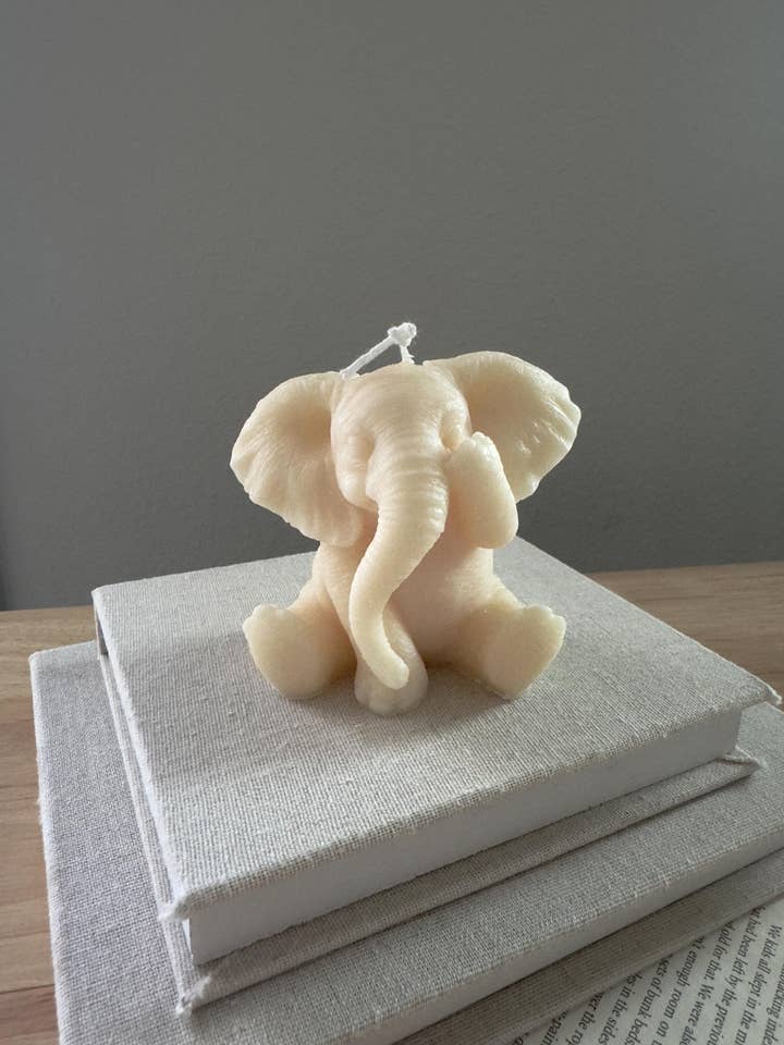 Elephant Soy Candle for Nursery and Home Decor for wholesale by MikuniCandle