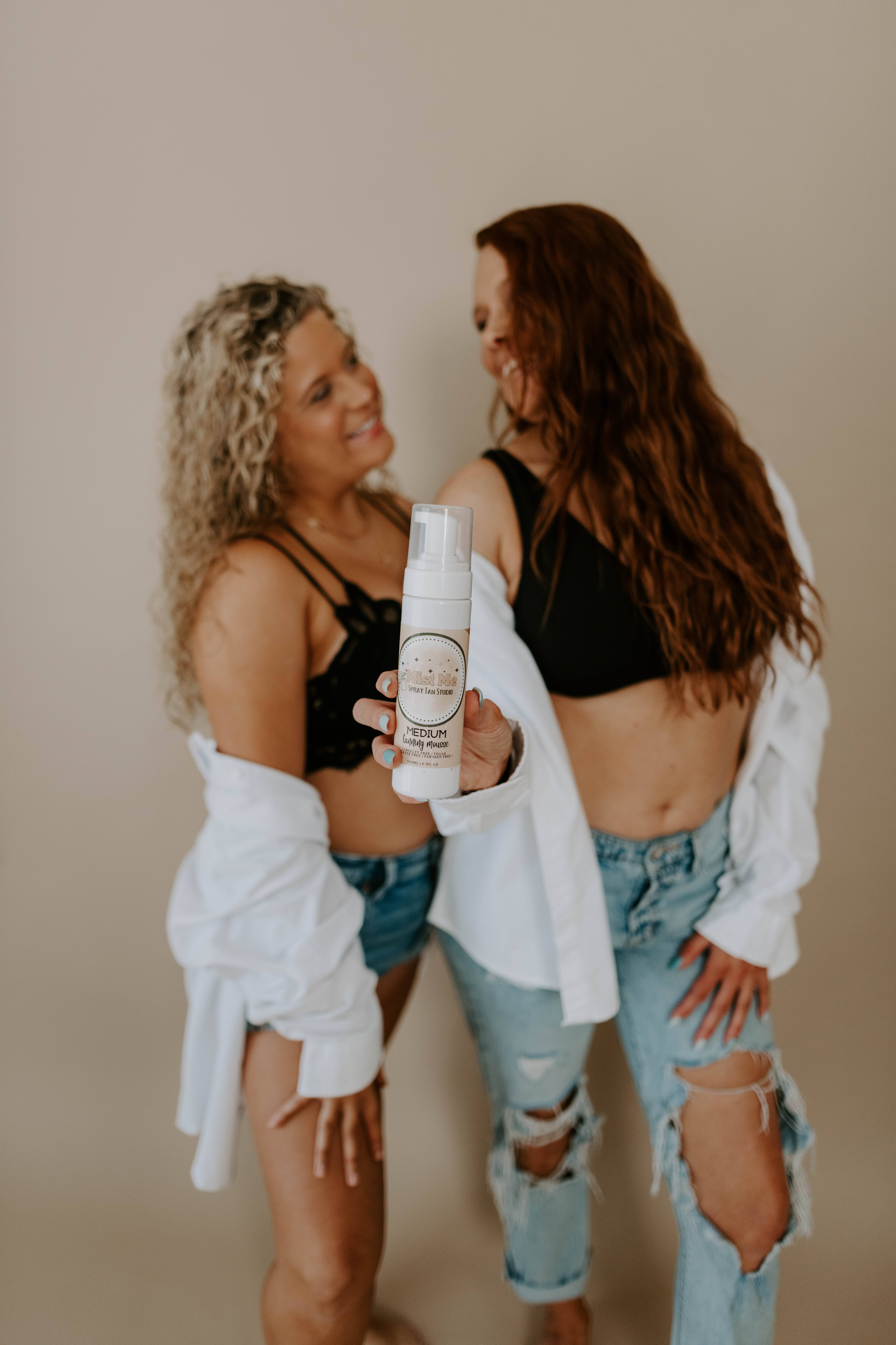 Mist Me Spray Tan Studio – wholesale Self-tanner – Medium SelF Tanning Mousse2