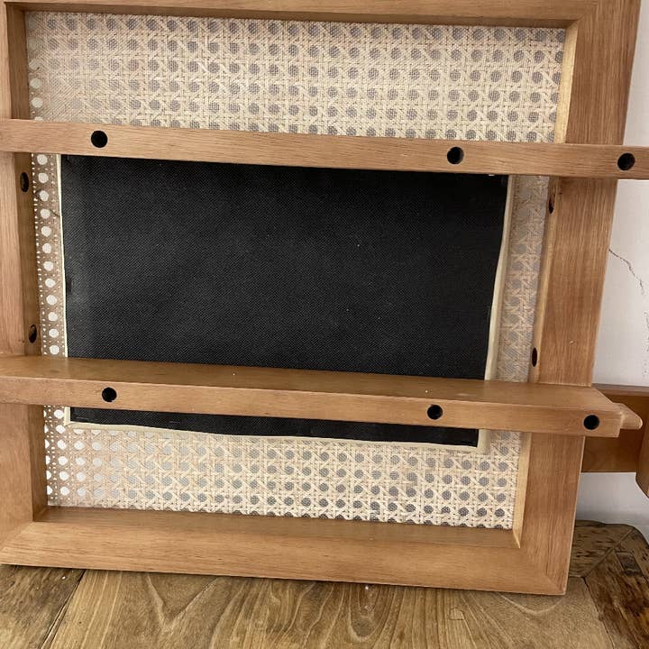Element Accessories EU – Engroshandel Stol – Luksusudgave: stol Pierre Jeanneret valnød + rattan