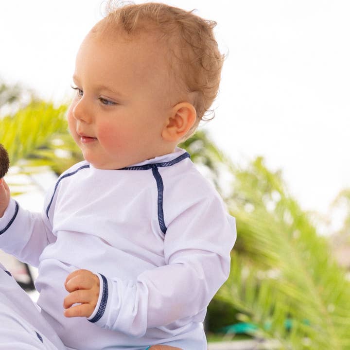 Rash guard de natação para rapazes Sebastian por atacado de Sweet Penelope