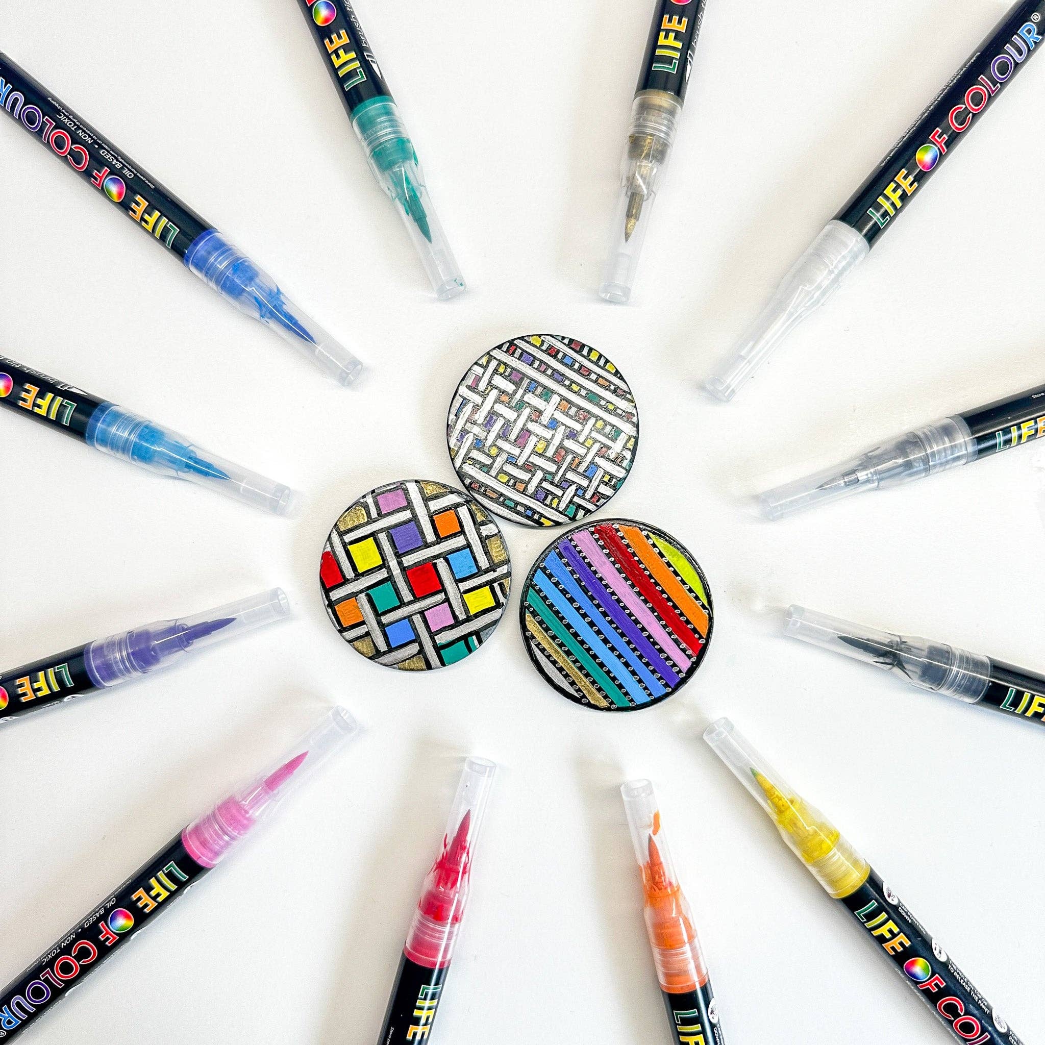 Life of Colour – Engroshandel Marker – Permanenttegnere med penselspids - sæt med 12 klassiske farver5