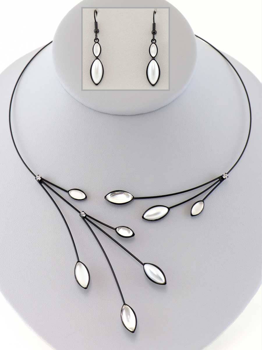 Kristina Collection - Wholesale Halskettinghanger - Elowen - Parel Gletsjer (290B-PW)1