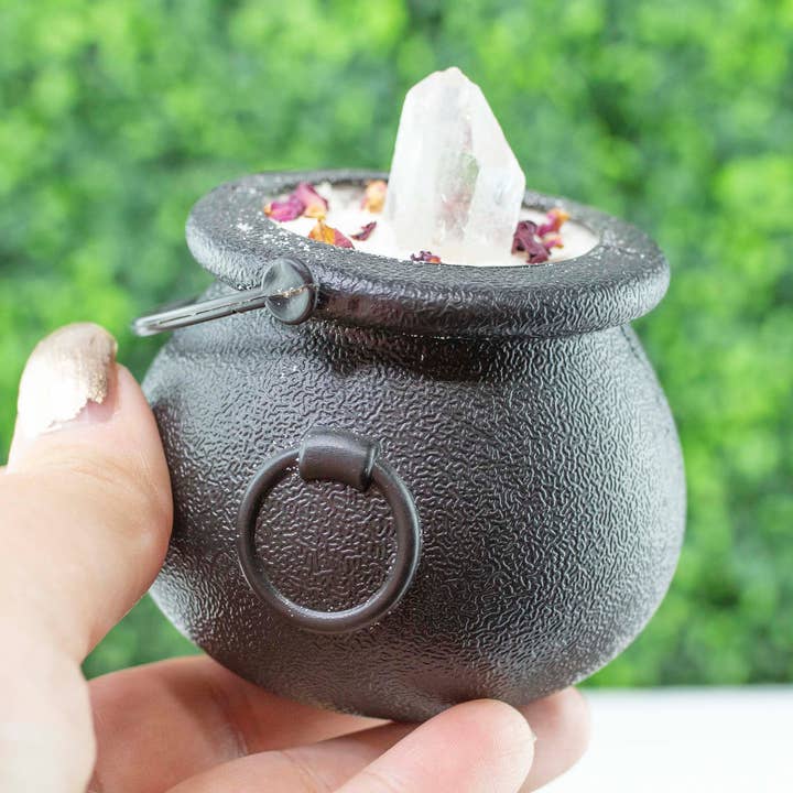 Bubbling Cauldron Bath Bomb w/crystal point for wholesale by Adalyn's Crystals