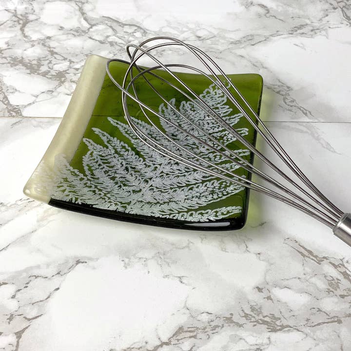 Kiku Handmade | Contemporary Fused Glass Home Goods - Wholesale Decorative Plate/Dish/Bowl - Fern Leaf Fused Glass 4.5" Catch-all Dish2