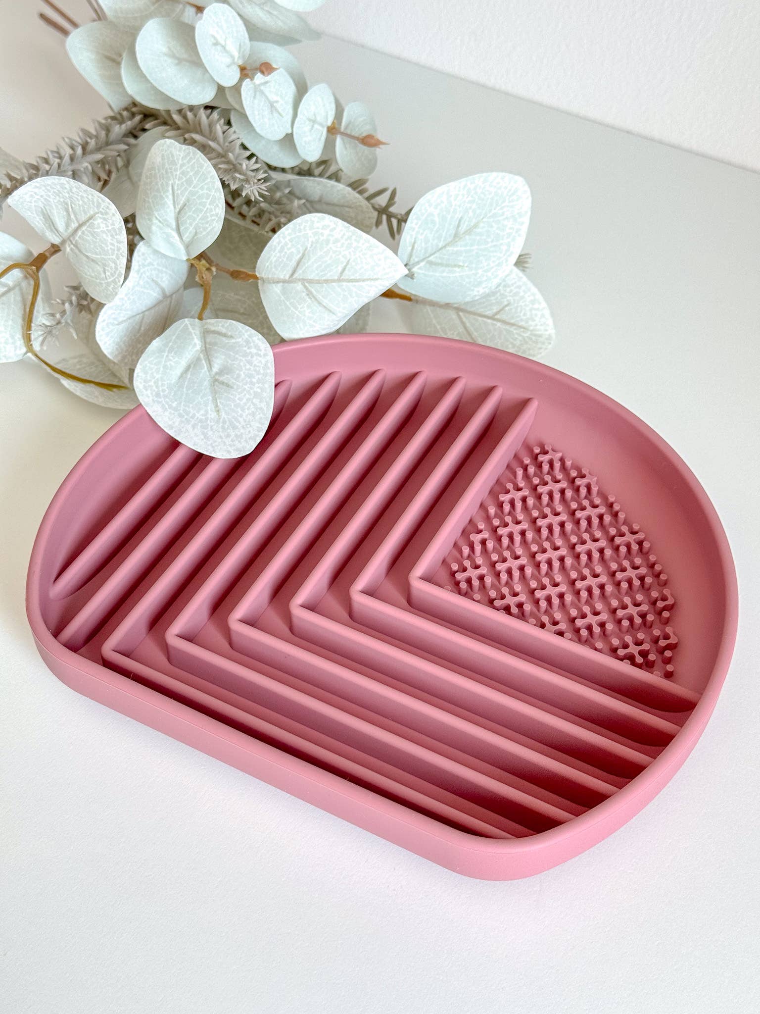 Doggotique - Vendita all'ingrosso Tappetino sottociotola per animali - Cane - Tappetino leccabile per cani e gatti Flag27