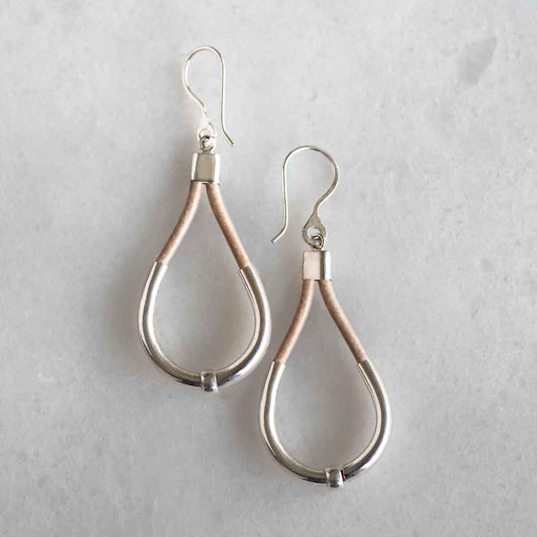 URBAN-EQUESTRIAN - Wholesale Dangle Earrings - Calista - Sterling Silver Bosal Horseshoe Earring on Natural Leather4