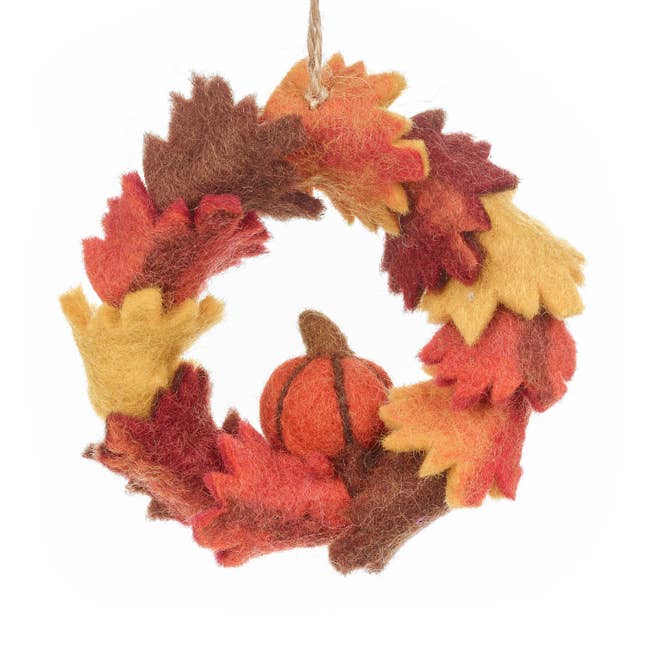 Felt So Good – wholesale Wreath – Handmade Felt Autumn Leaves & Pumpkin Wreath Home Decoration0