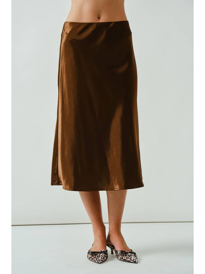 Aaron & Amber - Wholesale Skirt - Women's - AJS5484 HOLIDAY A LINE SATIN MIDI SKIRT 1