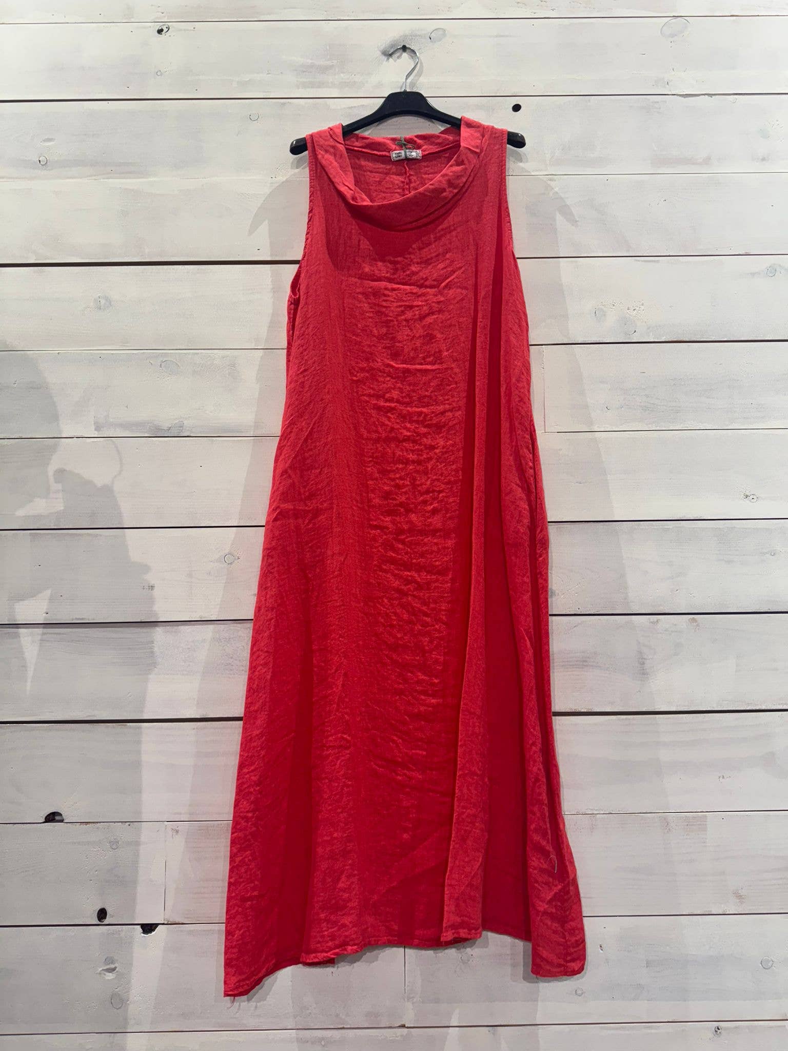 Linos y Textiles - Venta al por mayor Vestido - Mujer - REF 25396 VESTIDO LINO 100% CUELLO BARCA SIN MANGA6