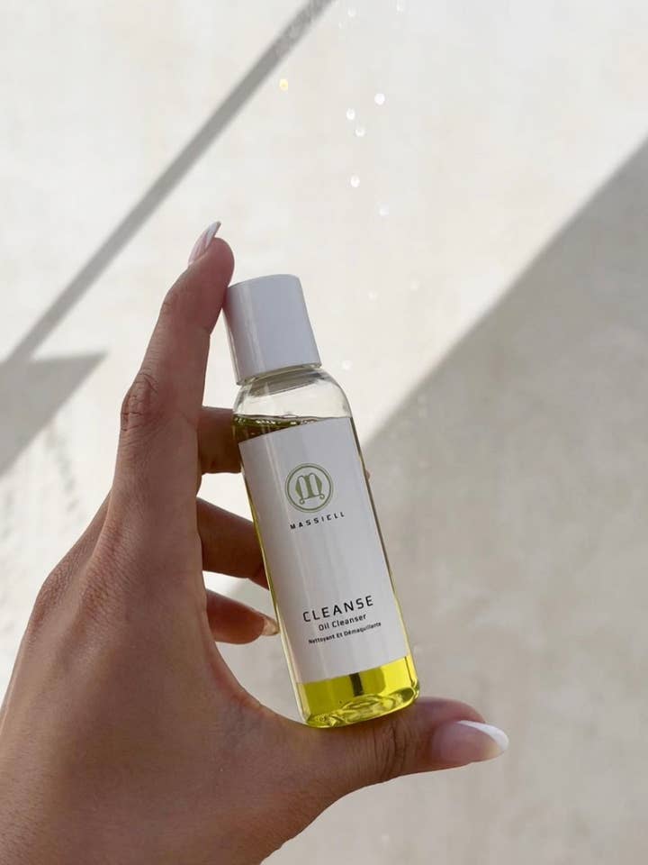 Cleanse Oil Pre Cleansing Oil + Démaquillant pour la vente par Massiell