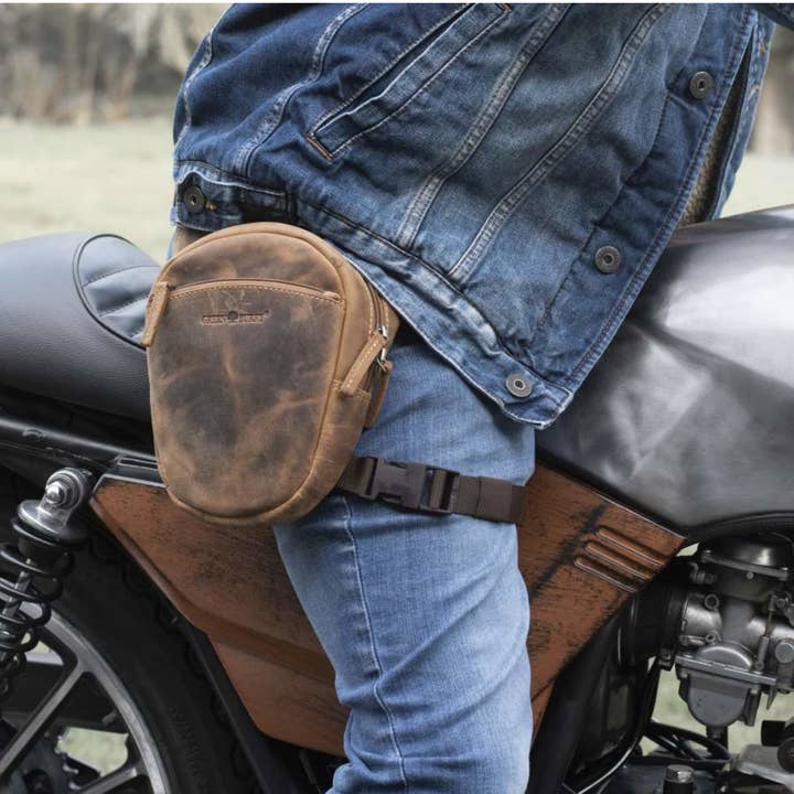 Biker Legbag Fanny pack vintage leather for wholesale by Globe Trott-Air