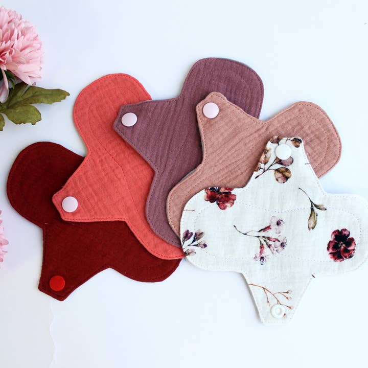 Extra-thin reusable panty liner 5 PACK, Organic cotton pads for wholesale by Bloom Pads