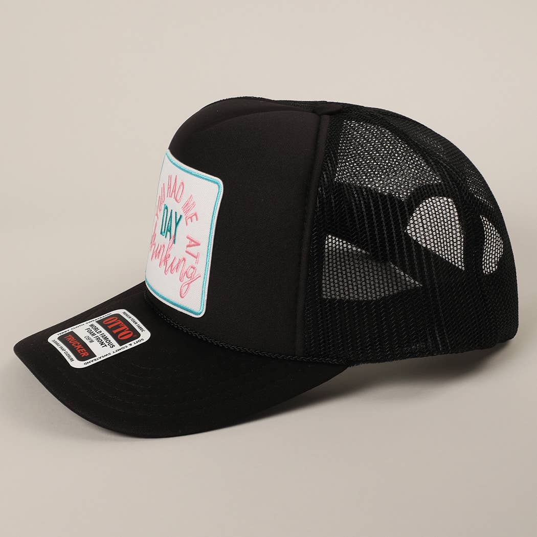 Fashion City - Vente Casquette de camionneur – unisexe - Casquette à filet avec écusson brodé "You Had Me At Day Drinking"2