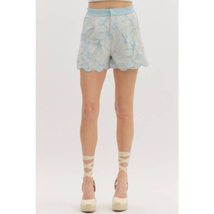 Short taille haute brodé de fleurs pour la vente par STYLE USA