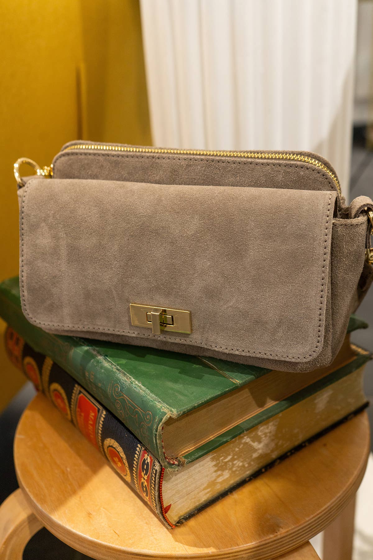 Cherry Paris - Venta al por mayor Maletín - Mujer - Bolso bandolera ILIANE en ante - 418811