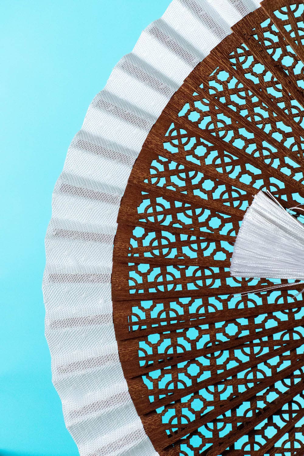 Kanela Fans - Wholesale Handheld Folding Fan - Alhambra Basic Fan3