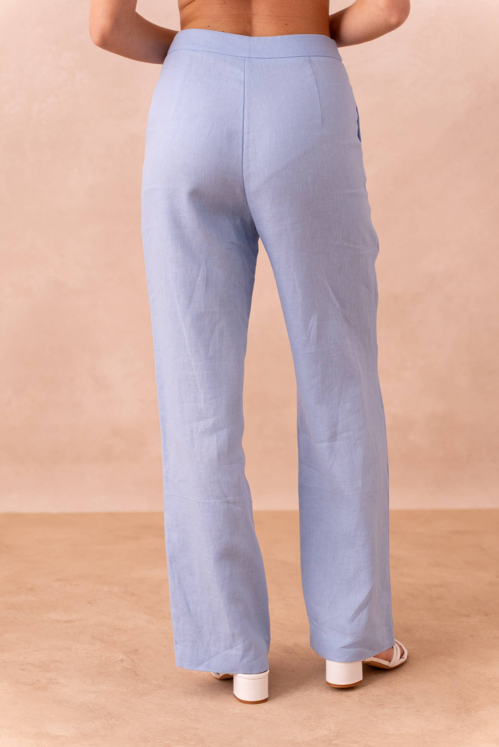 Attentif Paris - Wholesale Pants - Women's - [Linen] Plain straight trousers in premium quality linen44