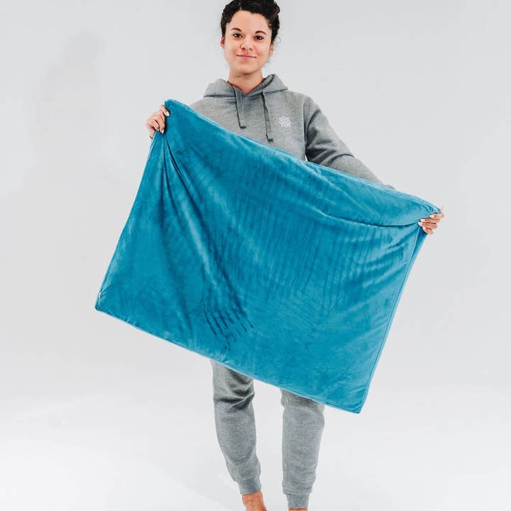 Mindful & Modern - Wholesale Meditation Supplies - Luxe Velvet Meditation Zabuton Mat5