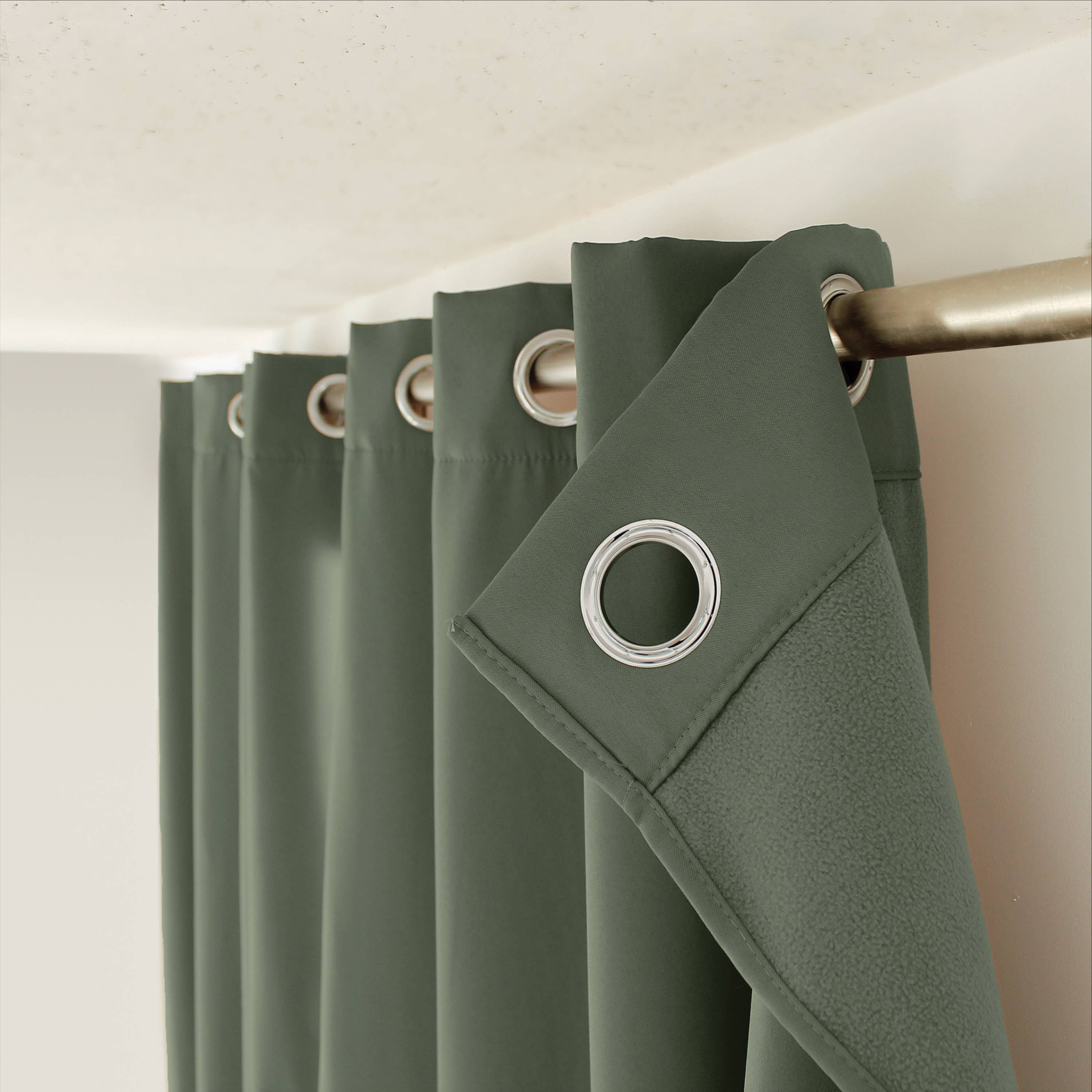 DECOSTARS - CmaDECO - Vendita all'ingrosso Tende - Tenda termica oscurante con occhielli, 135x240 cm, Glacier22