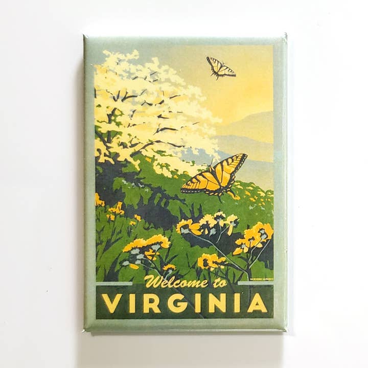 Aimant souvenir vintage Virginia | Montagnes de flou pour la vente par Lionheart Graphics