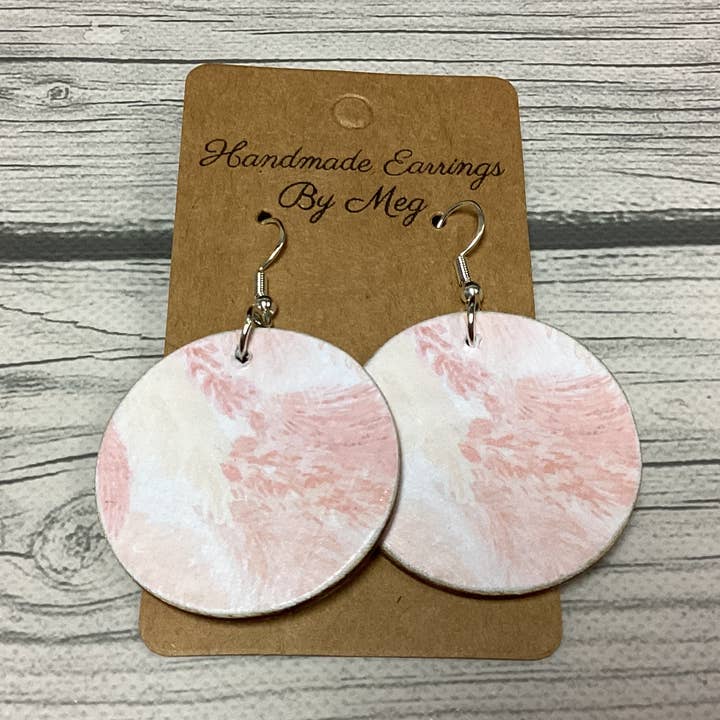 lichtroze veren 1,5 inch voor wholesale door Handmade Earrings By Meg